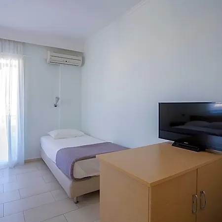 Hotel apartamentowy Lefkothea 3*