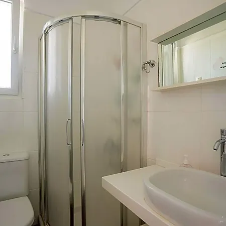 Lefkothea Aparthotel 3*