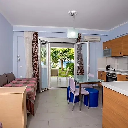 Lefkothea Aparthotel